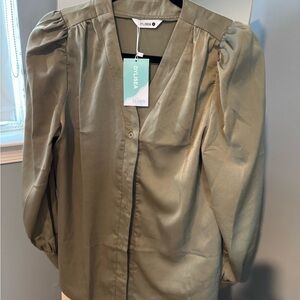 Amazon Essentials Sage Green Silk Like Long Sleeve Top Size M